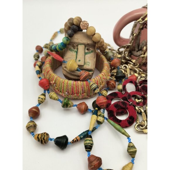 1 Pound Assorted Jewelry Lot Pink Creamer & Variety Necklaces Bracelets Earrings - Picture 4 of 7